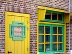 Deur met raam, binnentuin Leeghwaterstraat.
              <br/>
              Gert-Jan Lobbes, 2018